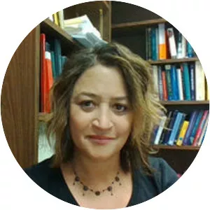 Tina Fernandes Botts