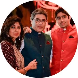 Tina Sajdeh photograph