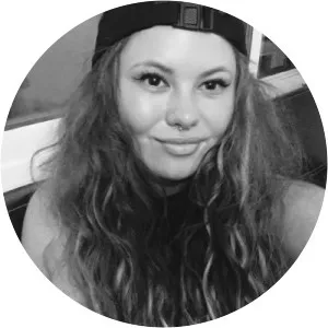 Tina Tracini - Joe Pasquale's daughter