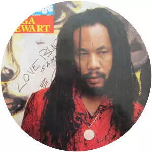 Tinga Stewart - Singer