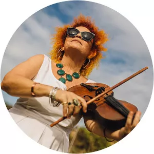 Tiquinha Rodrigues - Musical artist