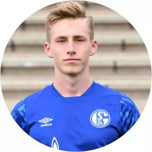 Tjark Lasse Scheller - Football player