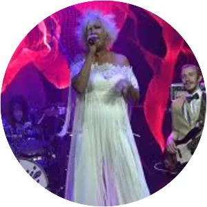 Tobi Lee - Musical artist