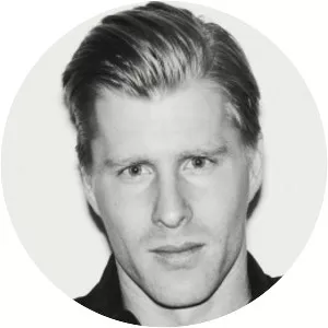 Tobias Nielsén - Economist