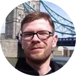 Tobias Peper - Director