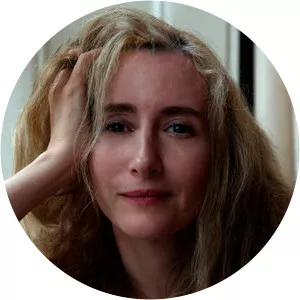 Tobsha Learner - Novelist