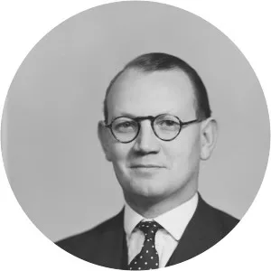 Toby Low, 1st Baron Aldington