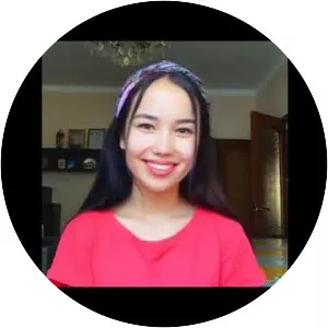 Толгонай Арзыкеева - Musical artist