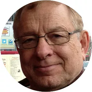 Tom Diaz - American author