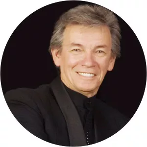 Tom Garrett Musician