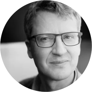 Tom Sauer - Researcher