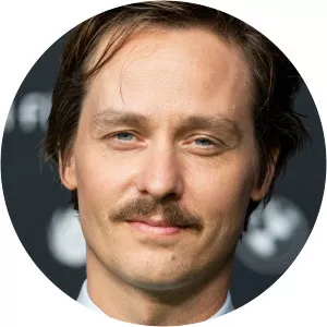 Tom Schilling