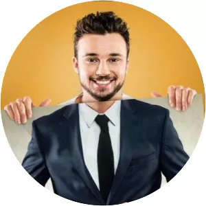 Tom Villa - Humorist