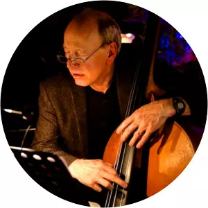 Tom Warrington Musician - Musical artist