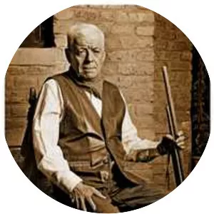 Tomás Pérez Turrent - Screenwriter