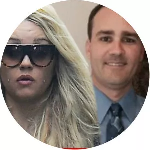 Tommy Bynes - Chiropractor ‧ Amanda Bynes' brother