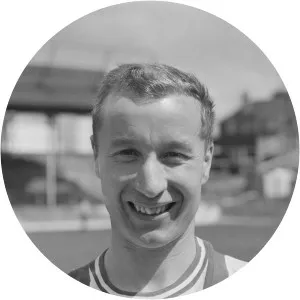 Tommy Higginson - Football player