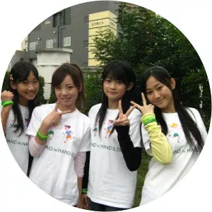 Tomoiki Ki wo Uetai - Musical group