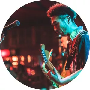 Tomoyasu Takeuchi - Musician