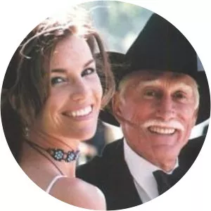 Toni Aluisa photograph