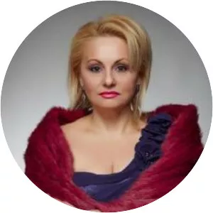 Toni Dimitrova - Singer