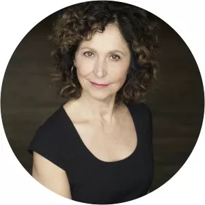 Toni Ellwand - Actress