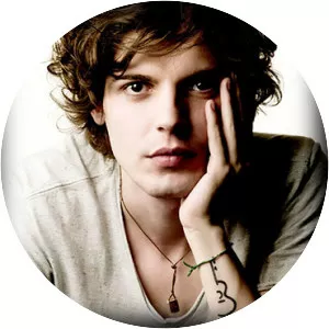 Toni Ferreira - Musical artist