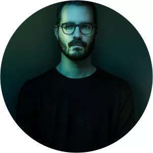 Tonik Ensemble - Musical artist