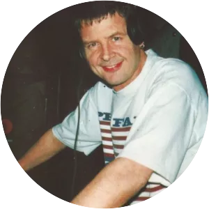 Tony De Vit - British DJ