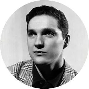 Tony Lavelli - American professional basketball player