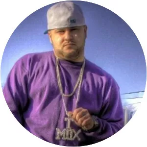 Tony Moxberg - Musical artist