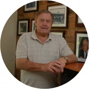 Tony Paskins - Rugby union player