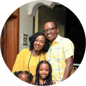 Tonzi - Musical artist