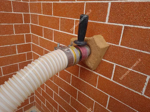 Torino Isolamenti - Insufflaggio Pareti e Sottotetti - 