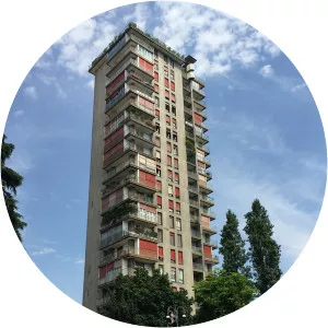 Torre al Parco in via Reve. . .