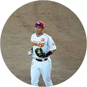 Toshiaki Imae - Japanese professional baseball player