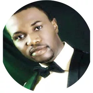 Tosin Martins - Singer