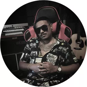 Toton Caribo - Musical artist