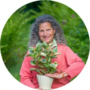 Tovah Martin - Author