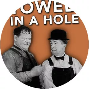 Towed in a Hole - 1932 ‧ Black and white/Short ‧ 21 mins