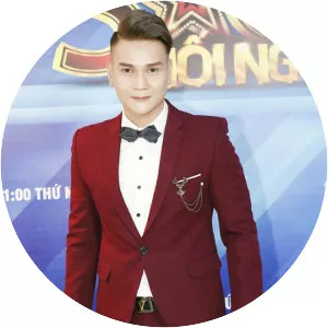 Trịnh Tuấn Vỹ - Singer