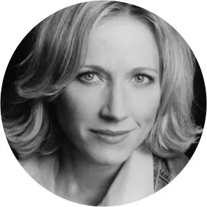 Tracey Thomson - Television writer