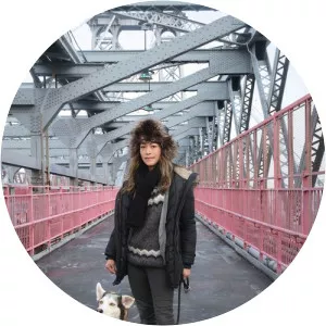 Traer Scott - Author