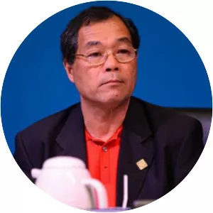 Tram Be - Businessman