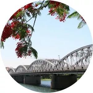 Trang Tien Bridge