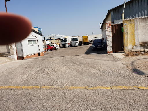 Transporte de los Galanes 2001 - Shipping service in Pinto, Spain