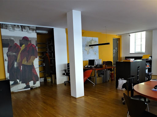 Travel Service Check-In