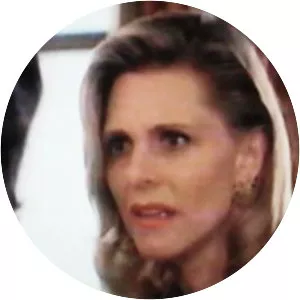 Treacherous Crossing - 1992 ‧ Mystery ‧ 1h 35m