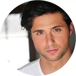 Trevor Momesso - Actor