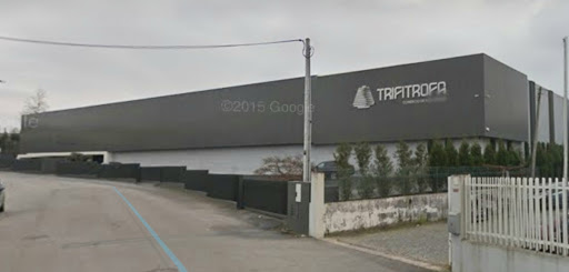 Trifitrofa photograph